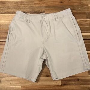 Under Armour Men’s Light Beige Flat-Front Performance Shorts
